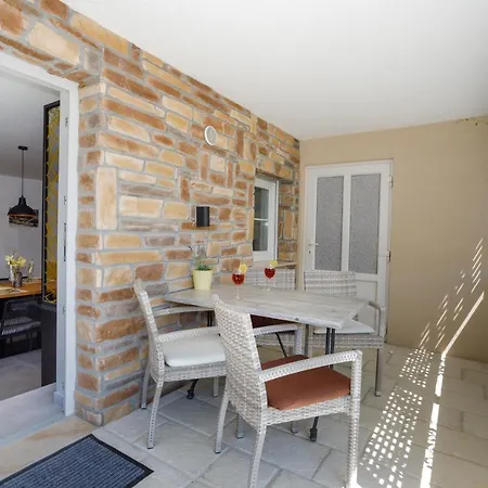 Apartman Dora - Family Oasis On Krk Island