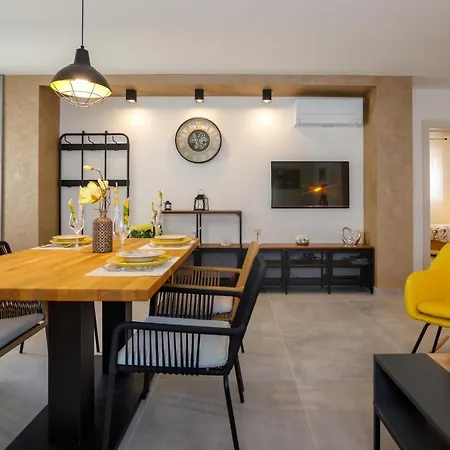 Dora - Family Oasis On Krk Island Vrh