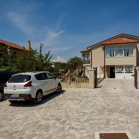 Apartman Dora - Family Oasis On Krk Island