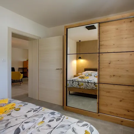 Apartman Dora - Family Oasis On Krk Island *