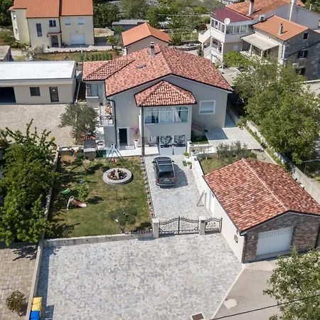 New&modern Dora Vrh (Krk)