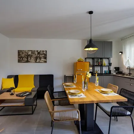 Apartman New&modern Dora Vrh