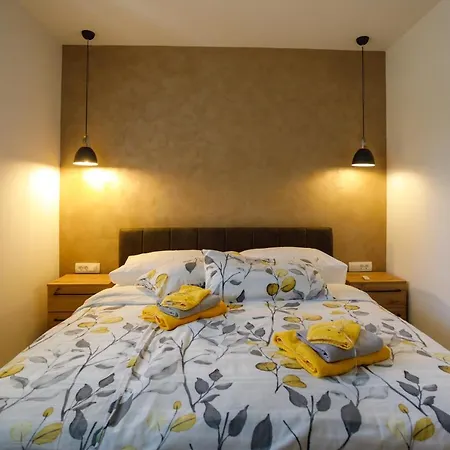 New&modern Dora * Vrh (Krk)